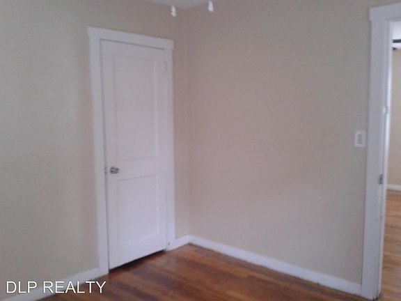 3rd image of 1150 North St