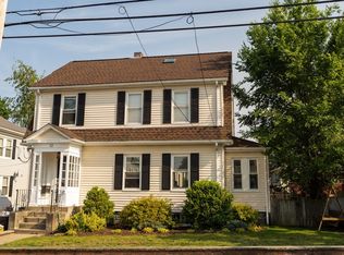 12 Newcastle Rd, Peabody, MA 01960