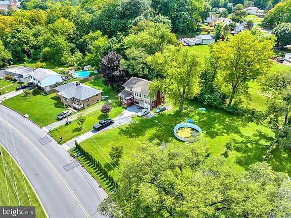 5th image of 3118 Oley Turnpike Rd