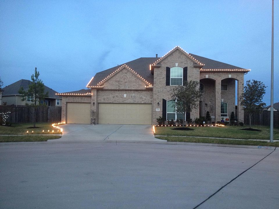 1st image of 27402 Starlight Canyon Ln
