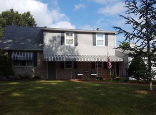 2802 Anita Dr, Dover, PA 17315