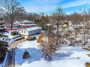 2801 27th Ave, Rock Island, IL