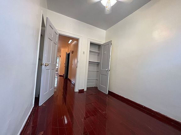 4th image of 12-12 31st Ave #4B