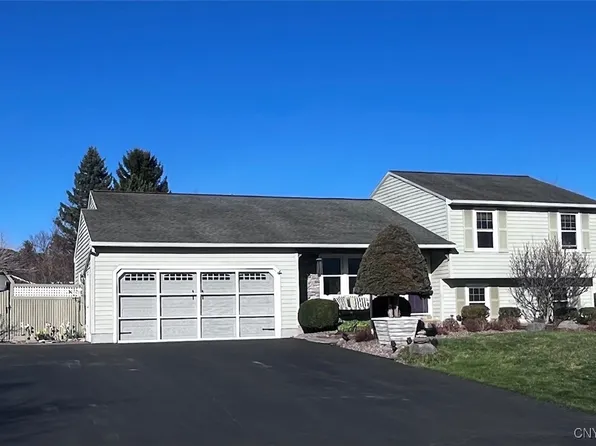 105 Hornady Dr, Syracuse, NY 13209