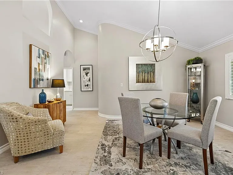 6605 Southfork — Photo 3