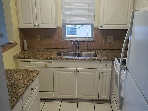 5th image of 7304 W Country Club Dr N APT 116