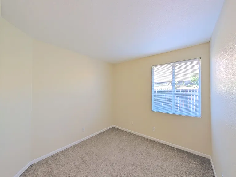 2756 Red Clover Way — Photo 16