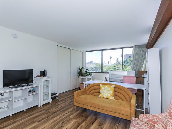 2nd image of 55 S Kukui St APT D312