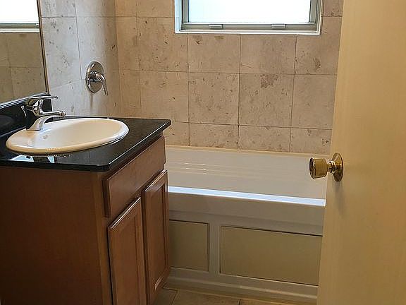 2nd image of 7523 N Damen Ave APT J1
