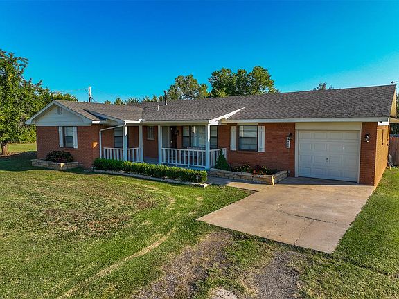4th image of 4400 SE 139th St