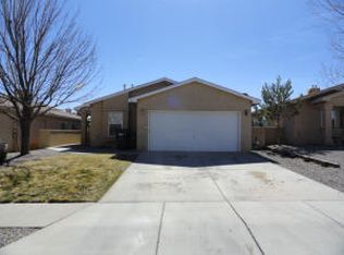 712 Santa Fe Meadows Dr NE, Rio Rancho, NM 87144