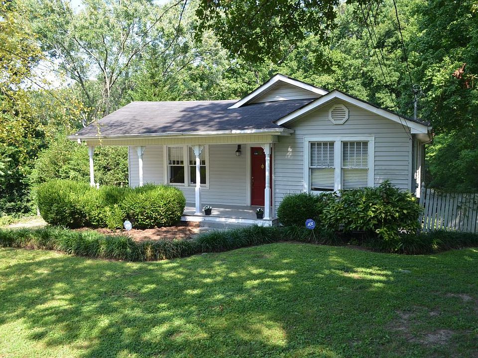 Beautiful home with detached studio apartment