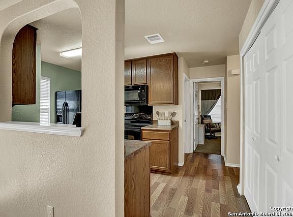 5th image of 2222 Whispering Way