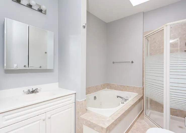 2427 N Clybourn Ave #D — Photo 5