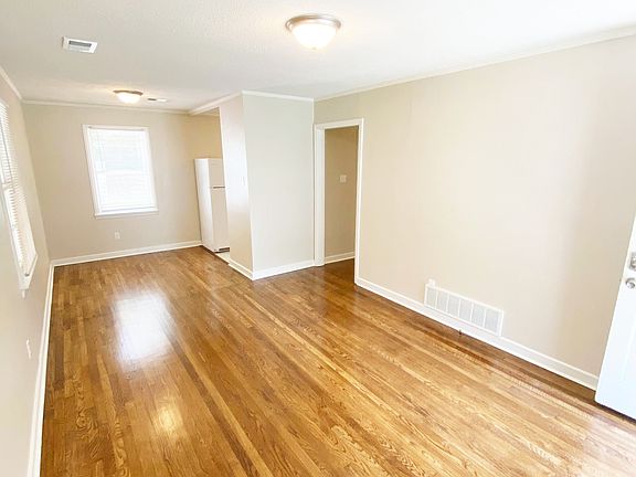 5th image of 1318 Briarwood Dr