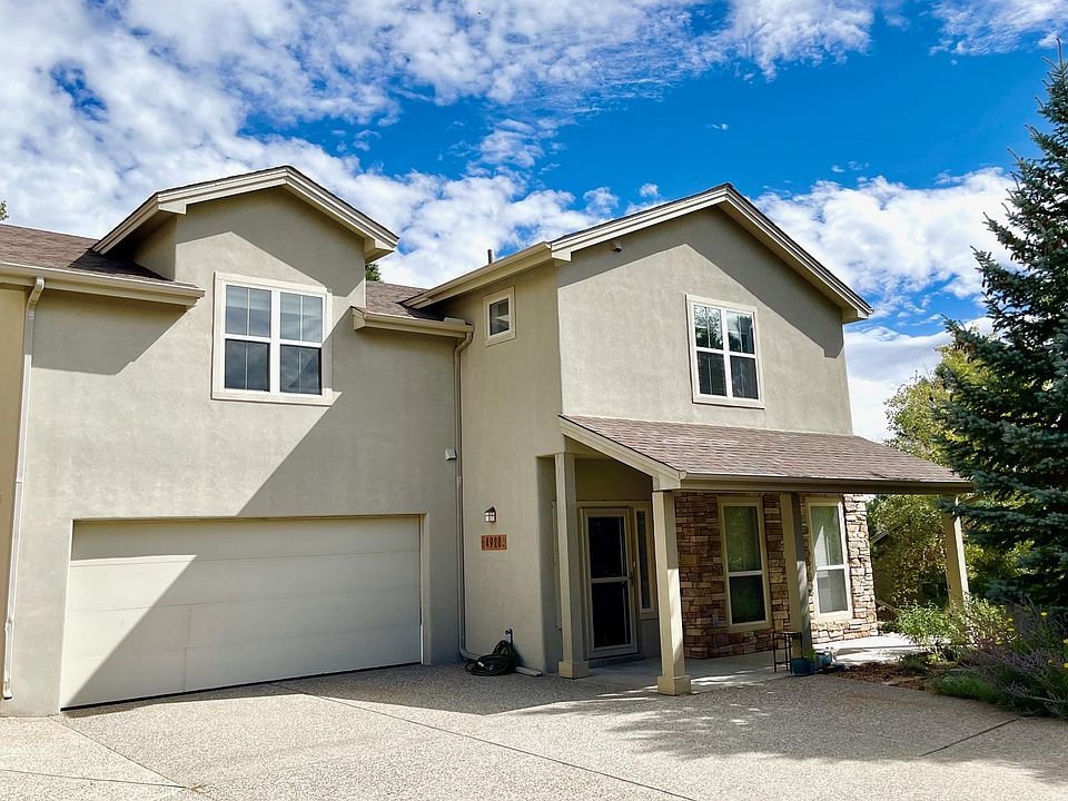 2-story 4bd/4ba single-family home in Quemazon