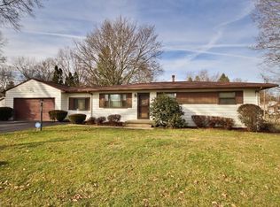 2605 Durand Rd, Akron, OH 44333