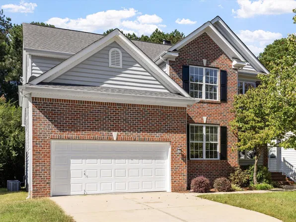 106 Milley Brook Ct, Cary, NC 27519
