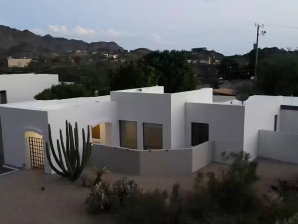 1525 E Las Palmaritas Dr