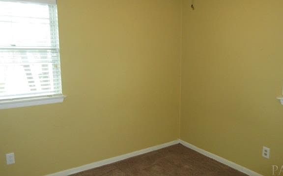5th image of 2830 Christine St