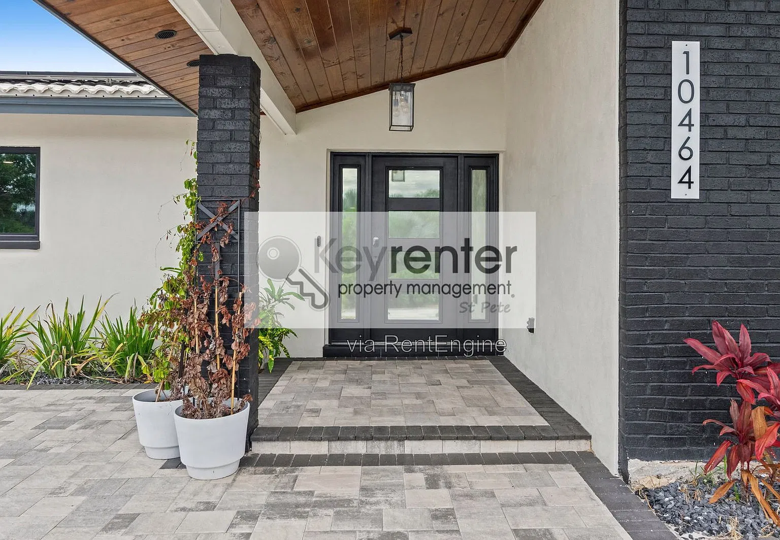 3 bed, 2.0 bath, 2000 sqft, $3,490 — Photo 3