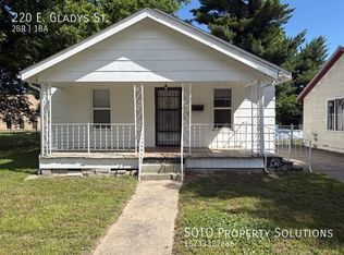 220 E Gladys St, Sikeston, MO 63801