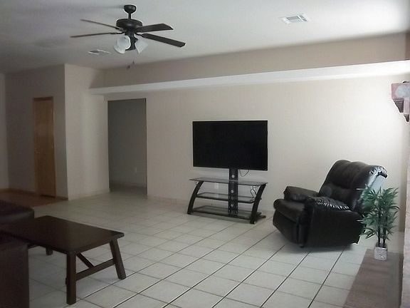 4th image of 3517 Driftwood Ave