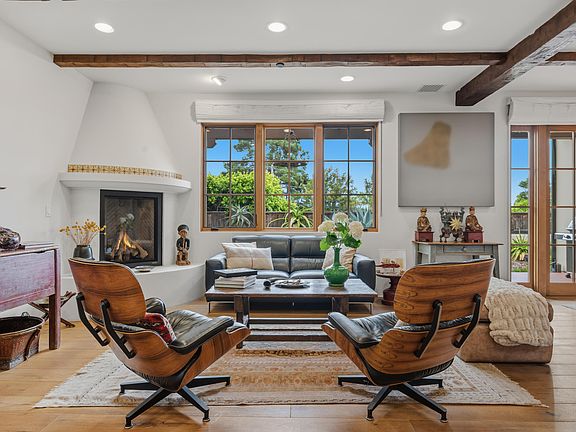 3rd image of 1714 Anacapa St