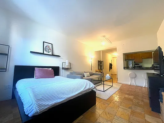 Rented by Douglas Elliman | media 1