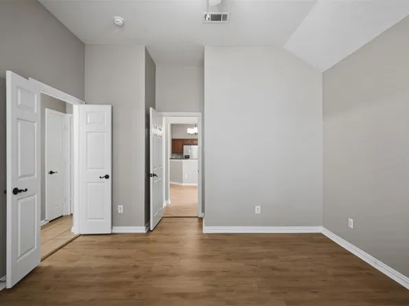 1051 Elm Dr, Providence Village, TX 76227