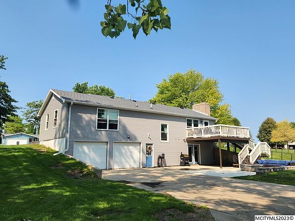 2nd image of 5 Fair Meadow Ct