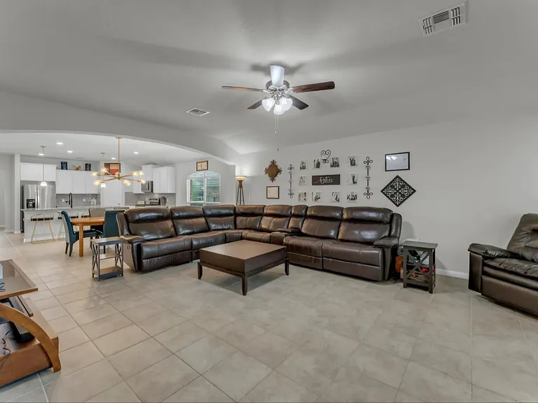 132 Cinnamon Loop — Photo 10