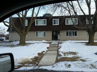 3855 W 9th St APT 1, Waterloo, IA 50702
