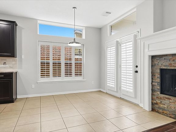 5th image of 10803 Lake Riata Ln