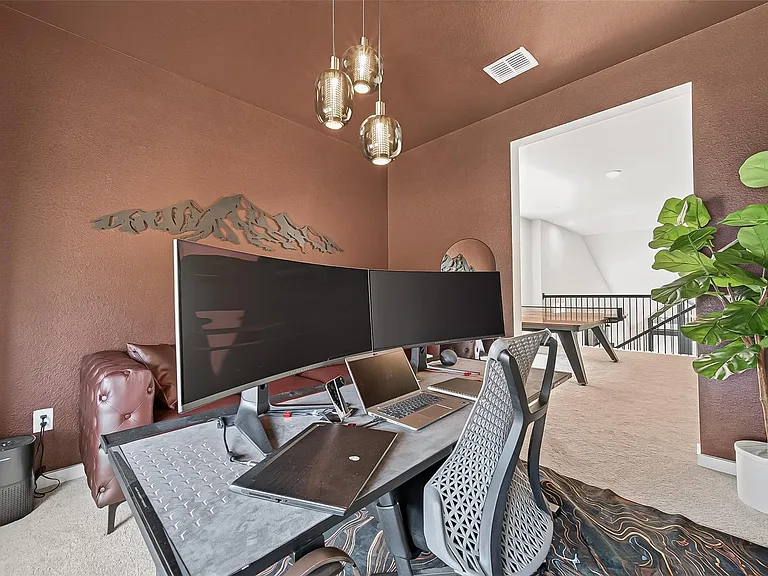 29746 Bur Creek Ln — Photo 38