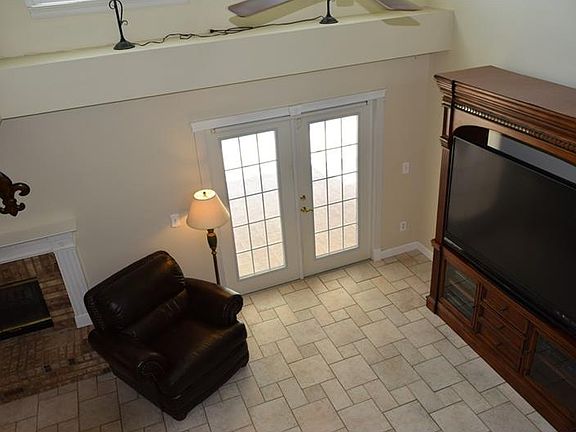 3rd image of 10556 Sailaway Ln