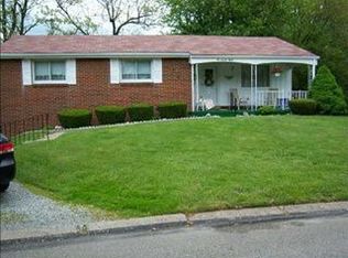 228 Fernledge Dr, New Kensington, PA 15068