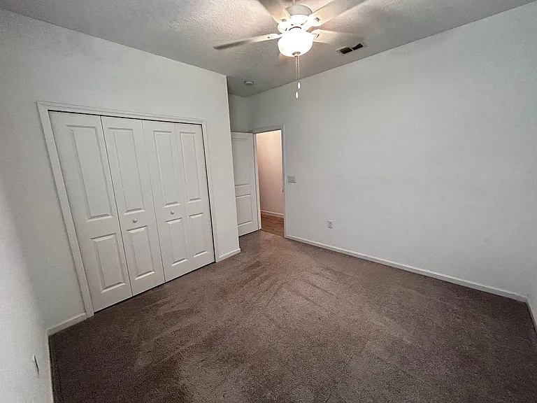 23 Lake Sinclair St — Photo 26