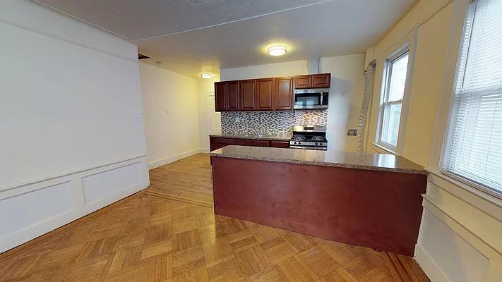 Sold by Behfar Team LLC | media 9