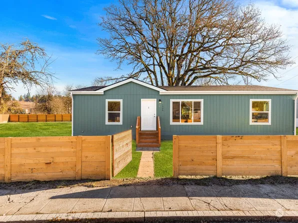 1406 Crescent Avenue, Centralia, WA 98531