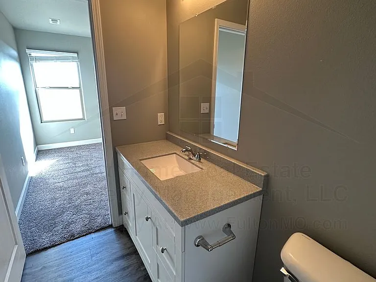 506 Commons Dr — Photo 27