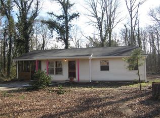 53 Post Oak Dr, Hull, GA 30646
