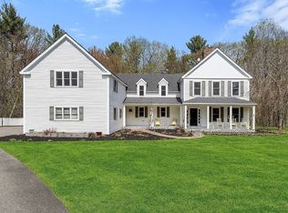 4 Old Meadow Ln, Harvard, MA 01451