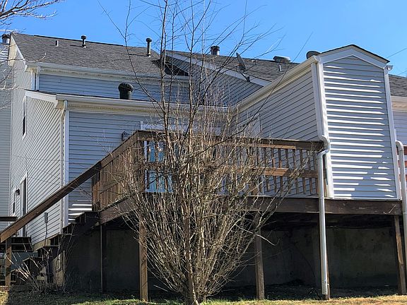 2nd image of 1217 Carriage Park Dr #1