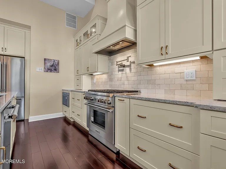 2 Tradewinds Ln — Photo 16