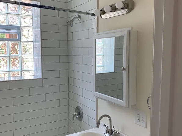 2106 N Saint Louis Ave #3, Chicago, IL 60647