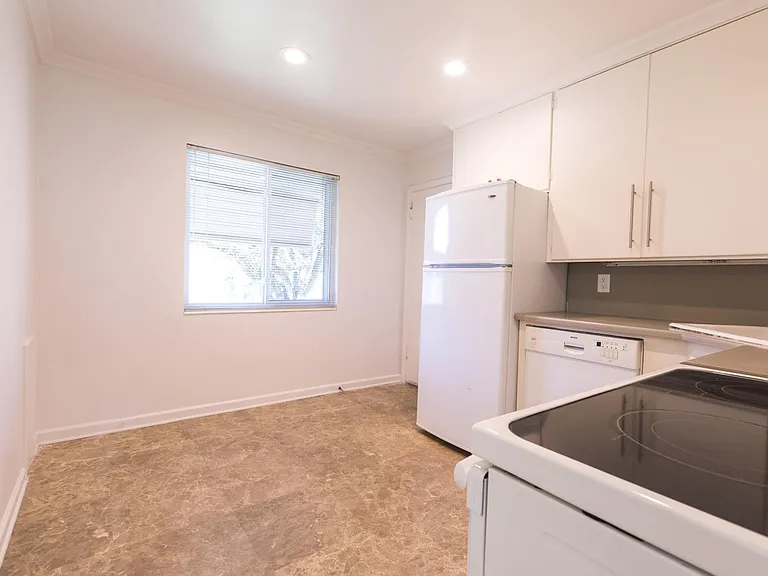 3334 S Pioneer St — Photo 9