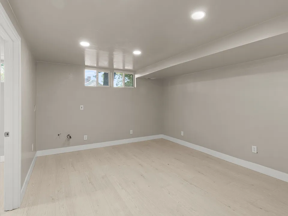 Entertainment Room