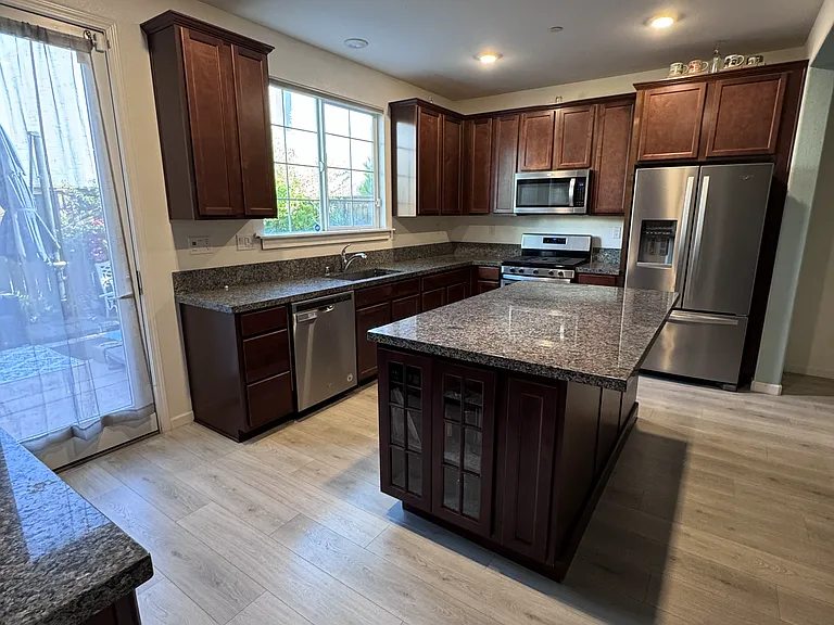 2453 Buzz Aldrin Way — Photo 15