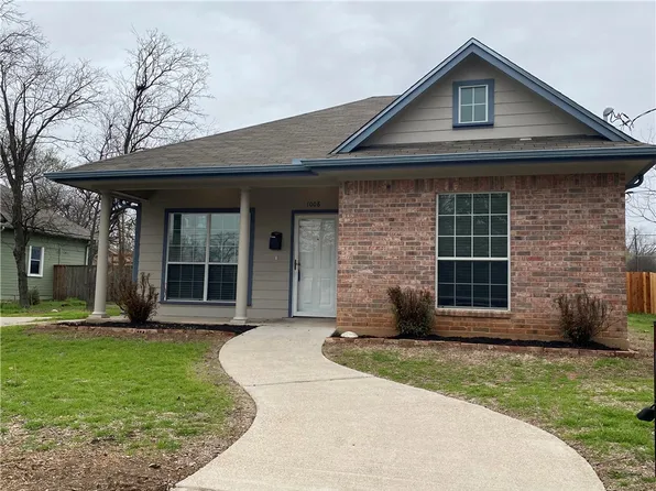 1008 N 14th St, Waco, TX 76707